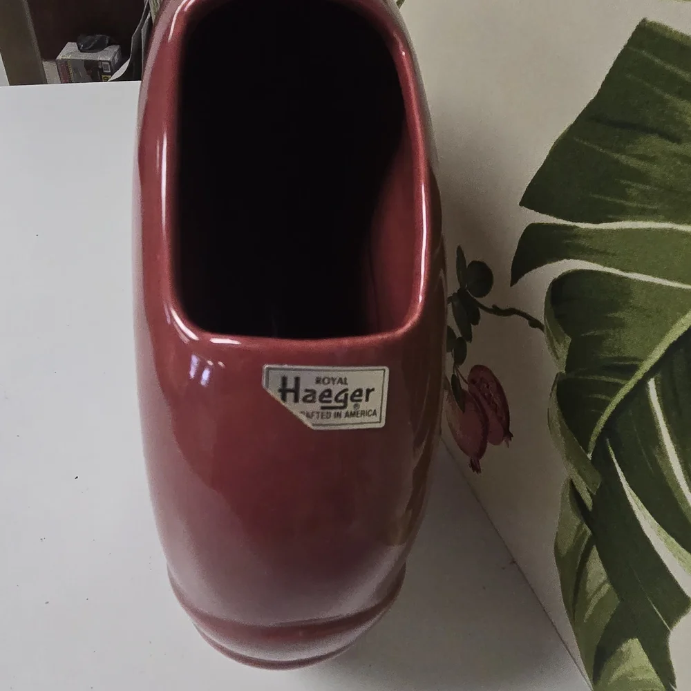 Haeger Ceramic Vase